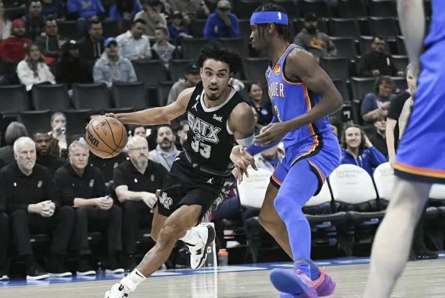 九游体育官网-进攻高效防守不遗余力 SGA是新一代攻防一体巨星