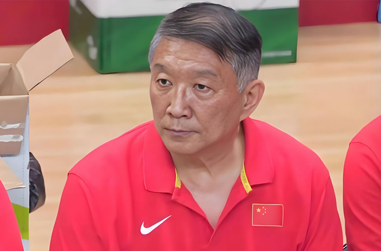 九游体育官网-4名新人9中1，一共得3分！女篮“换血”成为笑话？宫鲁鸣很无奈