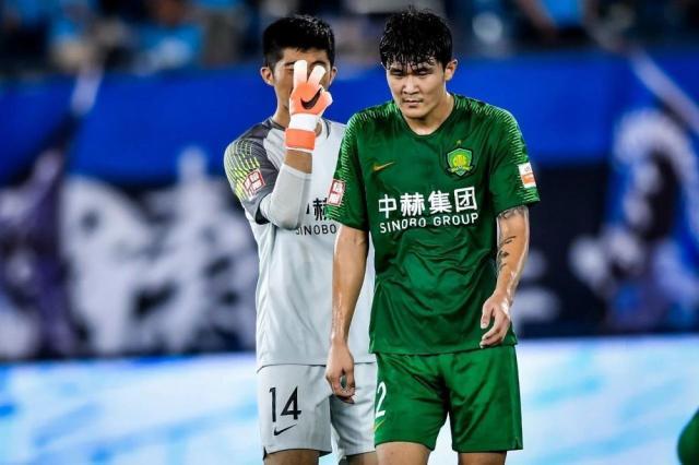 九游体育-国安官方宣布金玟哉暂时离队 家人重病回韩陪伴